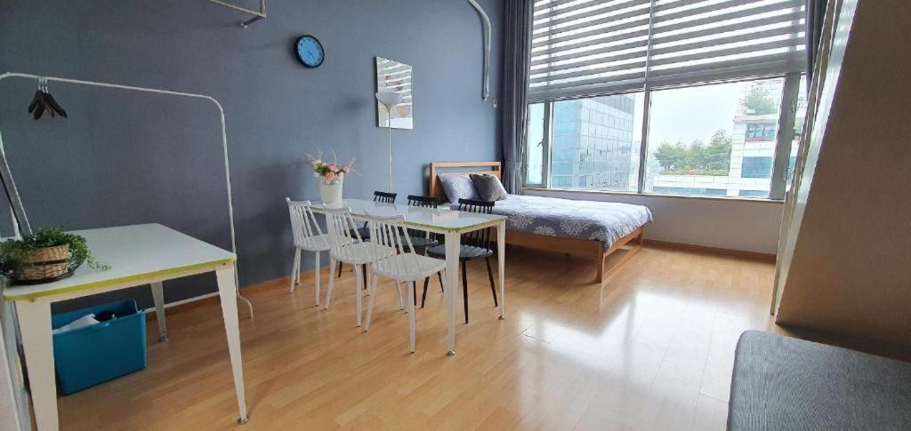 Jsm Studio Hongdae โซล ภายนอก รูปภาพ